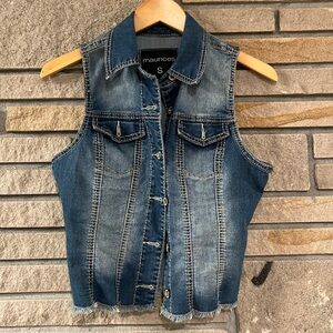 Maurice’s Jean Sleeveless Dark Denim Vest Fringed Bottom Front Pockets SZ Small